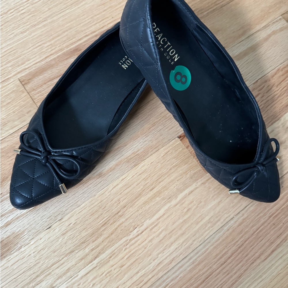 Kenneth Cole Reaction Black Quilted Ballet Flats - Picture 2 of 5